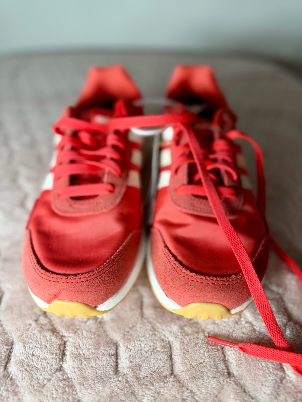 Adidas Red Athletic Sneakers Retro Style Size 7.6 Lightweight Comfort